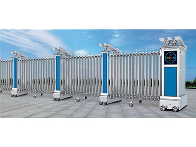 电动伸缩大门04