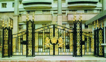 OY015新郑欧亚铁艺大门